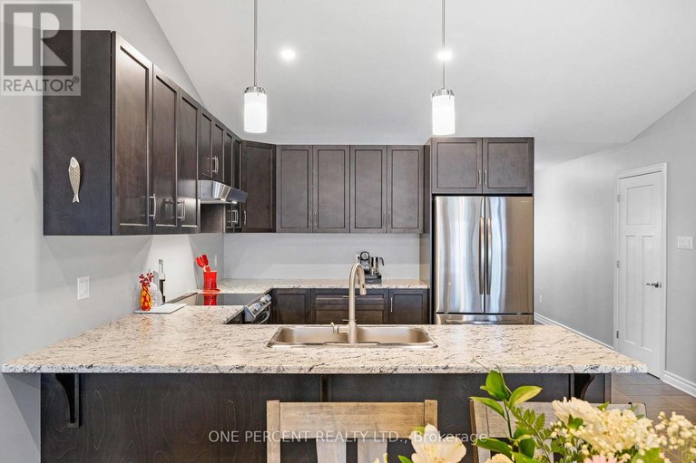 29606021/15-yade-road/arnprior/arnprior/ontario/K1S0K1_6