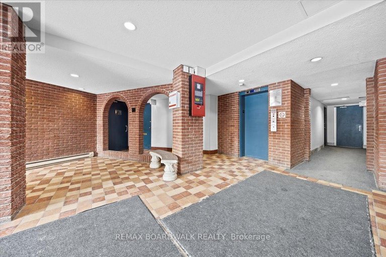 29564229/108a-2044-arrowsmith-drive/beacon-hill-south/ottawa/ontario/K1J7V8_2