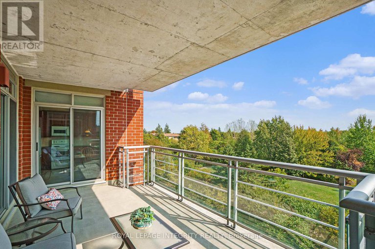 28847380/704-136-darlington-private/hunt-clubwestern-community/ottawa/ontario/K1V0X6_27