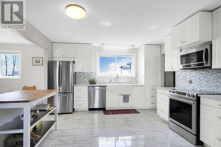 29530711/6151-malakoff-road/rideau-twp-south-to-roger-stevens-drive/ottawa/ontario/K0A2Z0_13