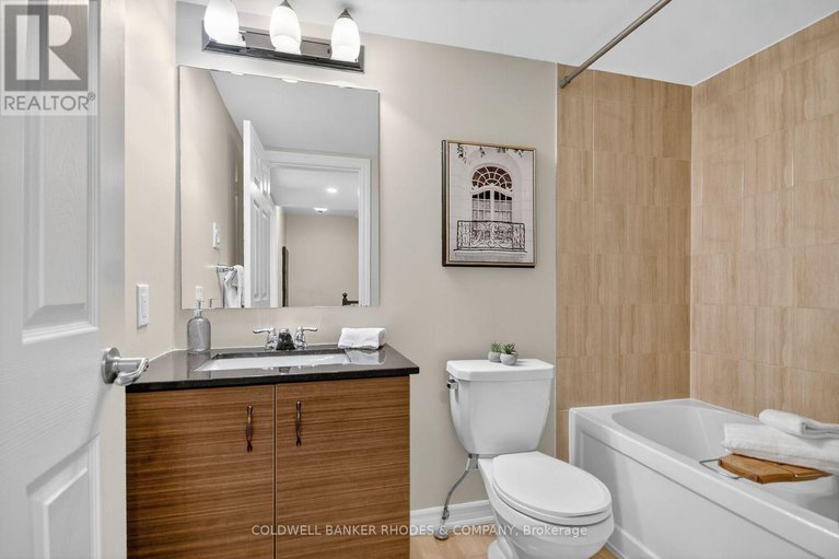 28991192/815-mikinak-road/cfb-rockcliffe-and-area/ottawa/ontario/K1K4Z9_31