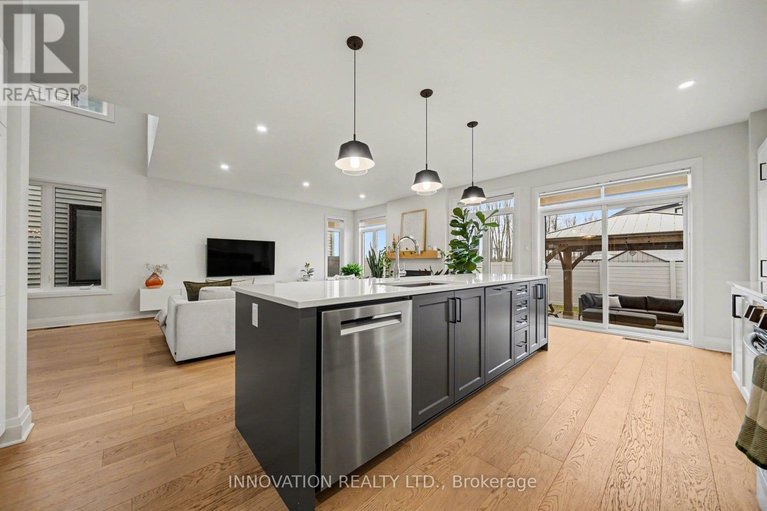 29604236/957-atrium-ridge/riverside-southgloucester-glen/ottawa/ontario/K4M0P3_10