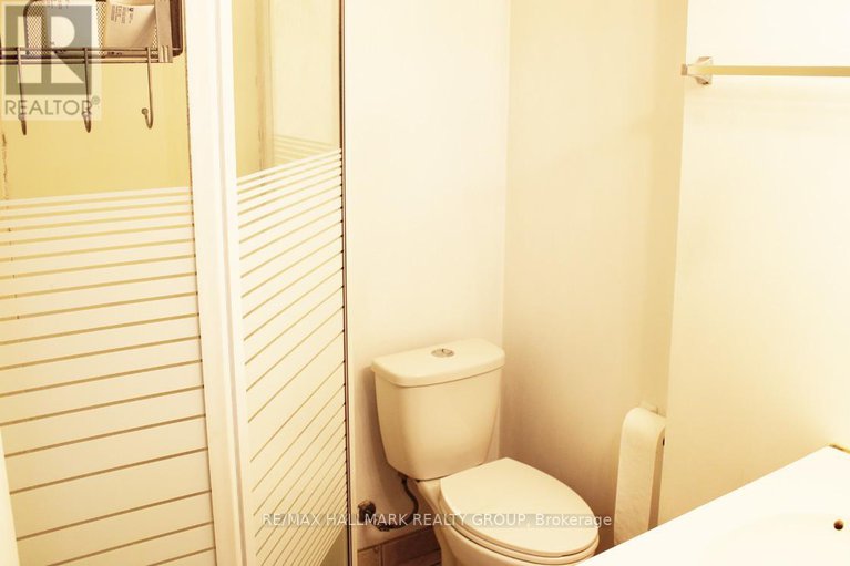 28470915/47-emerald-meadows-drive/emerald-meadowstrailwest/ottawa/ontario/K2M2L5_24