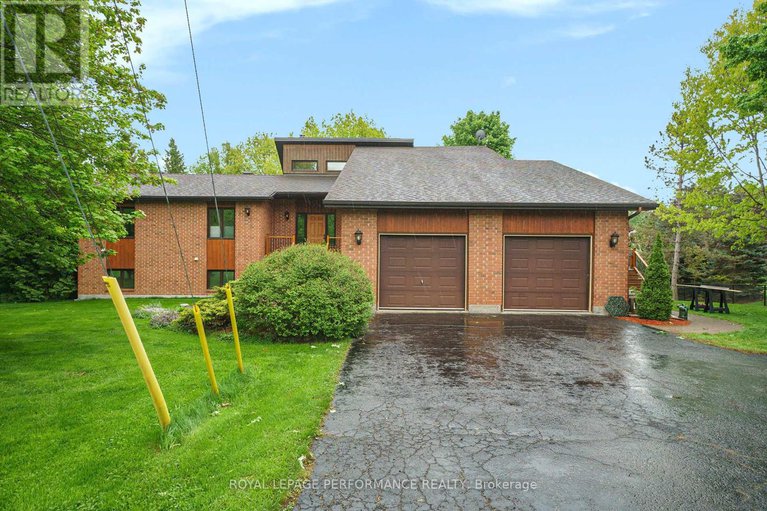 28361032/2411-overdale-drive/cumberland-ridge/ottawa/ontario/K4C1B8_6
