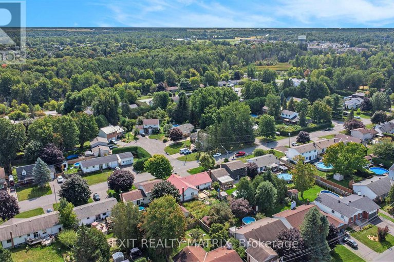 28850458/73-george-street/village-of-russell/russell/ontario/K4R1C2_24