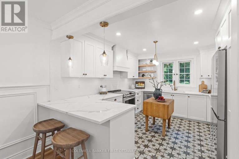 28631660/186-aylmer-avenue/old-ottawa-south/ottawa/ontario/K1S2Y6_12