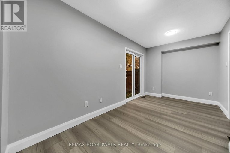 29140441/714-sanibel-private/westcliffe-estates/ottawa/ontario/K2H0A8_11