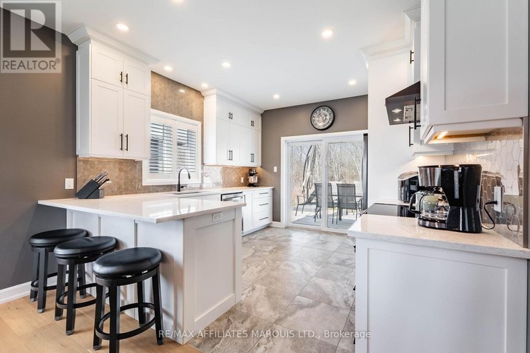 29658311/20309-andrea-avenue/lancaster/south-glengarry/ontario/K0C2C0_14