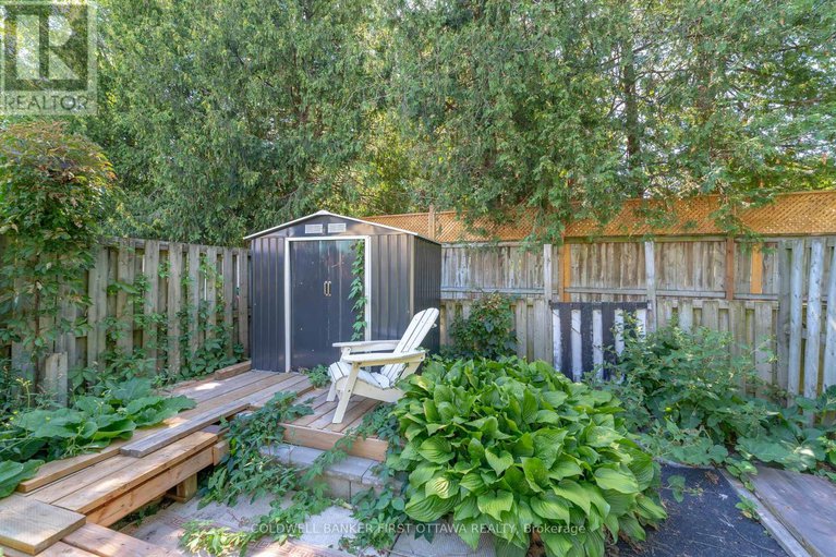 28744681/22-monterey-drive/leslie-park/ottawa/ontario/K2H7A6_27