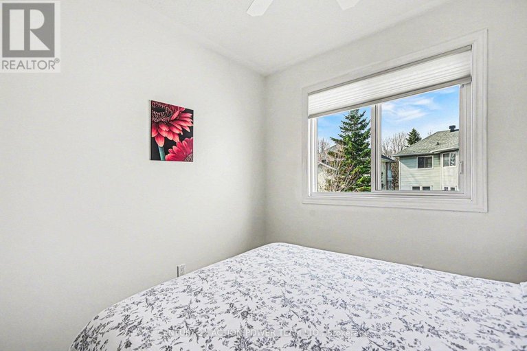 29643950/18-teeswater-street/beaverbrook/ottawa/ontario/K2K2W9_23