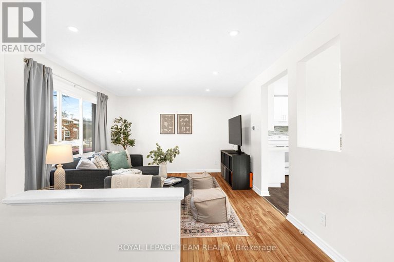 29392514/852-borthwick-avenue/castle-heightsrideau-high/ottawa/ontario/K1K2M8_7