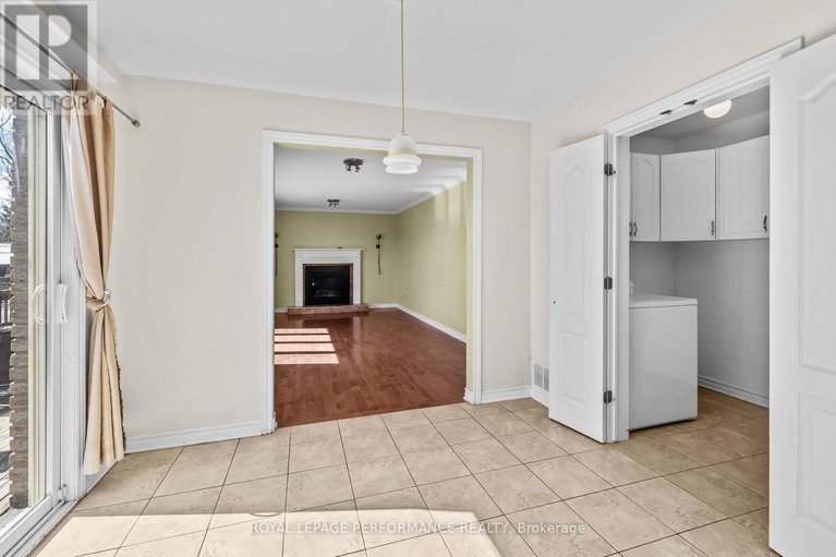 29638186/54-lapointe-boulevard/embrun/russell/ontario/K0A1W0_24