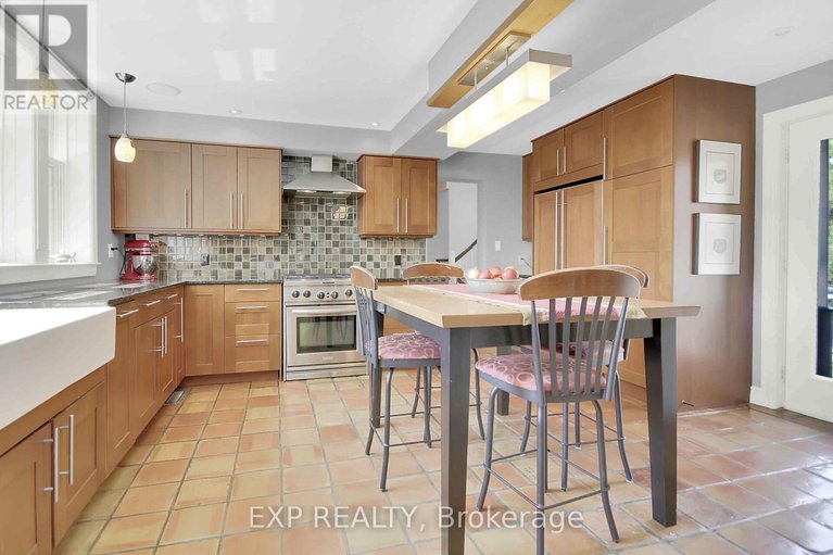 29159622/3554-vaughan-side-road/huntley-ward-north-west/ottawa/ontario/K0A1L0_12