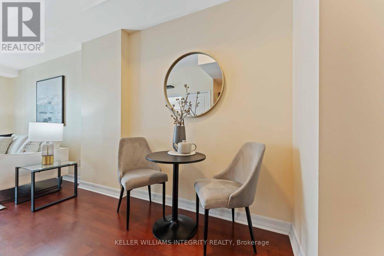 28316259/1206-200-besserer-street/sandy-hill/ottawa/ontario/K1N0A7_5