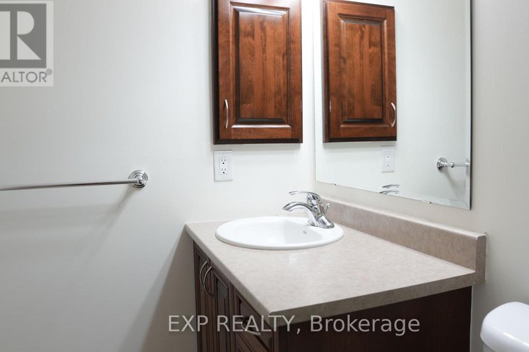 28422243/205-200-glenroy-gilbert-drive/strandherd/ottawa/ontario/K2J5G3_16