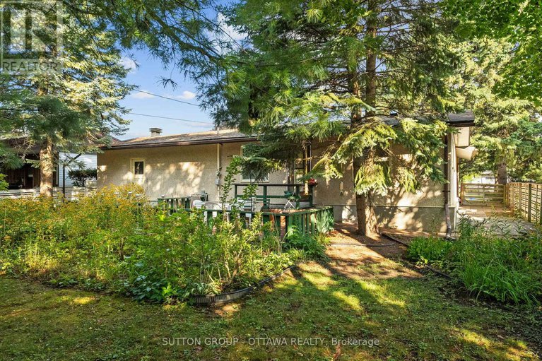 28827998/9-cleadon-drive/crystal-beach/ottawa/ontario/K2H5P5_26