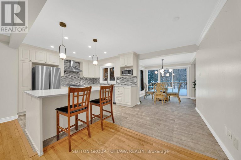 29185159/661-blair-road/rothwell-heights/ottawa/ontario/K1J7M4_15