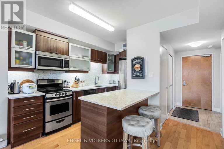 28790027/907-40-nepean-street/ottawa-centre/ottawa/ontario/K2P0X5_8
