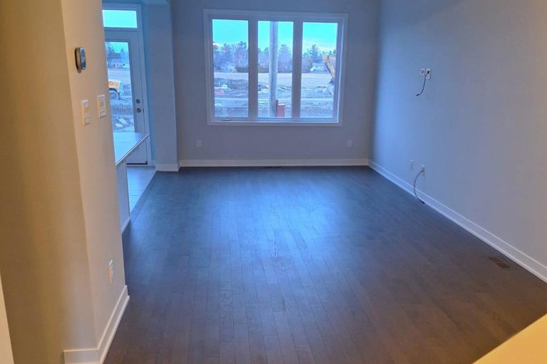 28769216/738-quilter-row/goulbourn-twp-from-franktown-rdsouth-to-rideau/ottawa/ontario/K0A2Z0_6