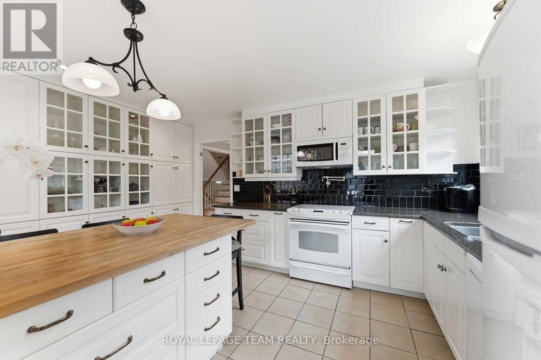 29639802/19-hackett-street/hunt-club-woods/ottawa/ontario/K1V0P9_18