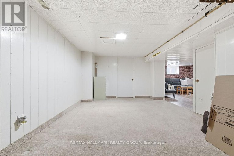 29645048/50-poole-street/mcnabbraeside-twps/mcnabbraeside/ontario/K7S1J2_31