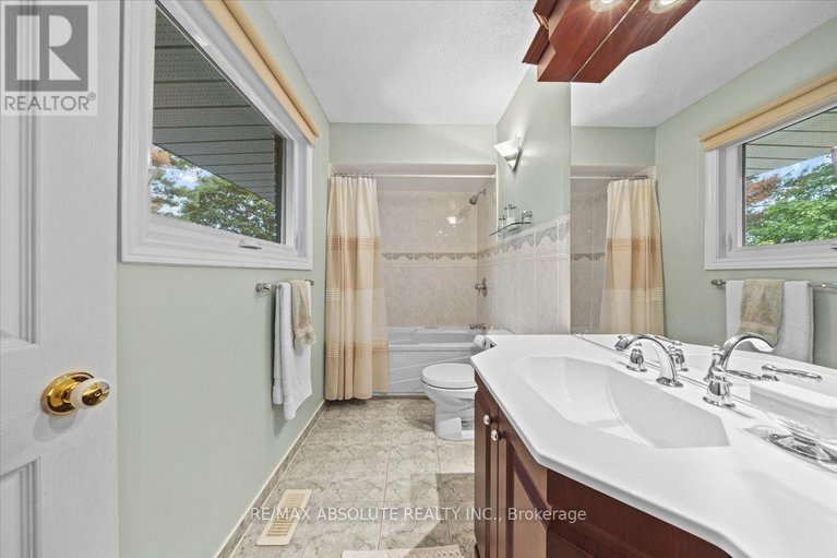 28757860/22-banting-crescent/beaverbrook/ottawa/ontario/K2K1P4_25