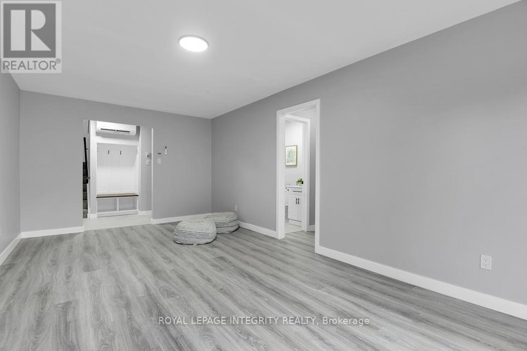 29079650/3-ashwick-court/craig-henrywoodvale/ottawa/ontario/K2G3S4_25