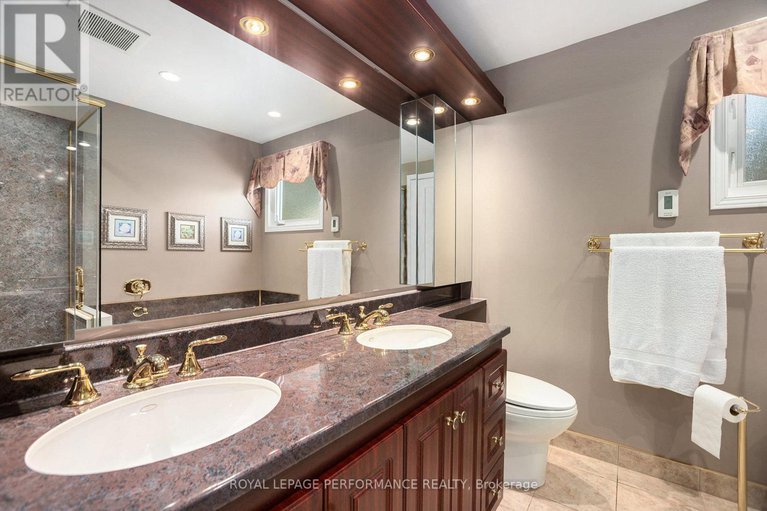 28777334/4362-whittaker-crescent/pineview/ottawa/ontario/K1B4P2_22