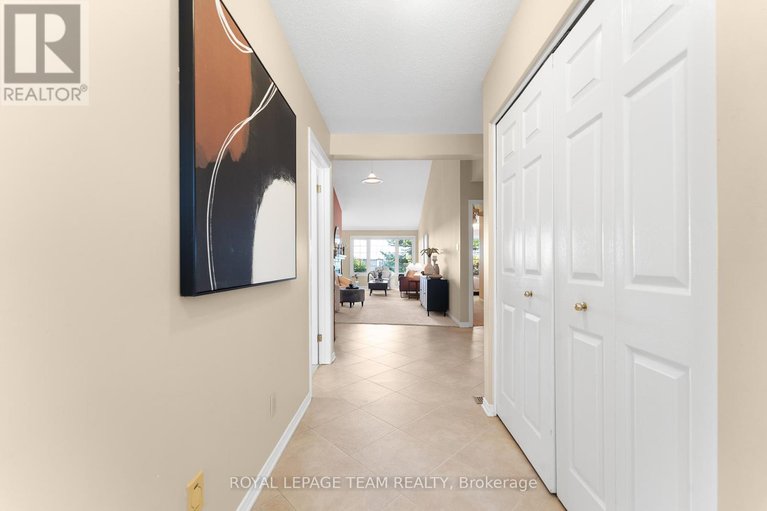 28877037/16-oyster-bay-court/stittsville-central/ottawa/ontario/K2S1H3_6