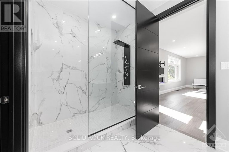 28596831/224-roger-road/alta-vistafaircrest-heights/ottawa/ontario/K1H5C6_17