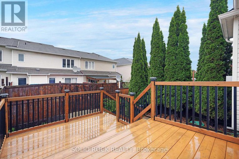 29056946/9-stoneleigh-street/strandherd/ottawa/ontario/K2G7A2_25