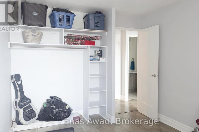 28369168/807-1100-ambleside-drive/woodroffe/ottawa/ontario/K2B8G6_14