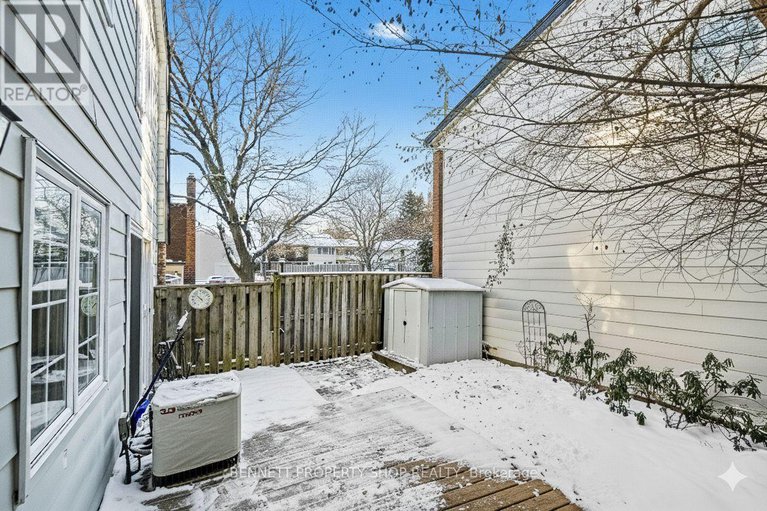 29180470/191-639-trelawny-private/carleton-square/ottawa/ontario/K2C3M9_10