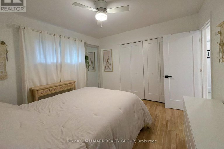 29062143/2424-joliffe-street/hawthorne-meadows/ottawa/ontario/K1G1G9_14