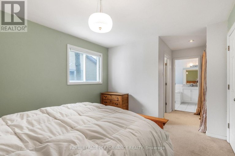 29184113/922-lalonde-road/lorignal/champlain/ontario/K0B1K0_17