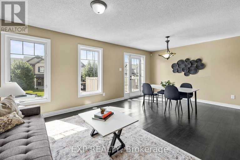 28595126/243-par-la-ville-circle/stittsville-north/ottawa/ontario/K2S0T6_11