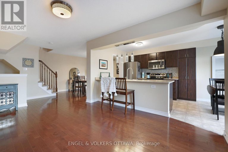 28759795/2421-nutgrove-avenue/half-moon-bay/ottawa/ontario/K2J0X4_13