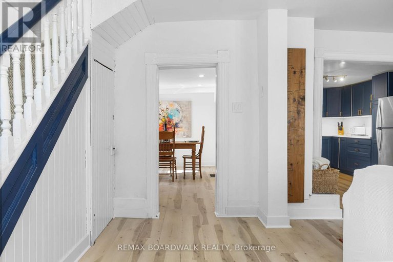 29210498/290-water-street/almonte/mississippi-mills/ontario/K0A1A0_6