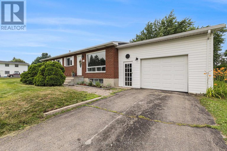 28608040/136-stamford-drive/drummond-n-elmsley-drummond-twp/drummondnorth-elmsley/ontario/K7H1A5_3