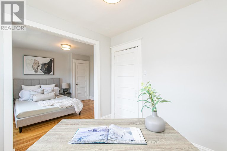 28437104/636-chapel-street/sandy-hill/ottawa/ontario/K1N7Z9_14