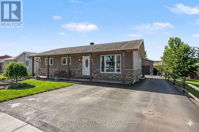29635681/493-laurier-street/town-of-rockland/clarence-rockland/ontario/K4K1E7_2