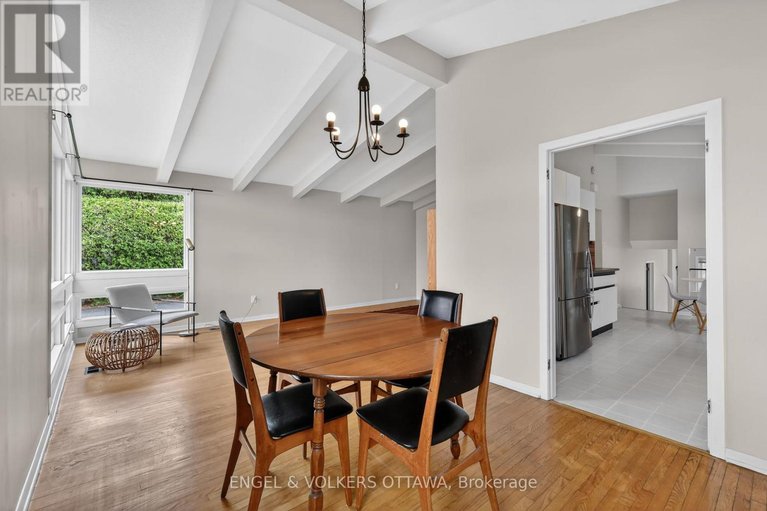 29678412/1795-devlin-crescent/playfair-park/ottawa/ontario/K1H5T5_11