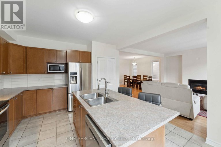 28251725/552-genevriers-street/avalon-west/ottawa/ontario/K4A3W4_18
