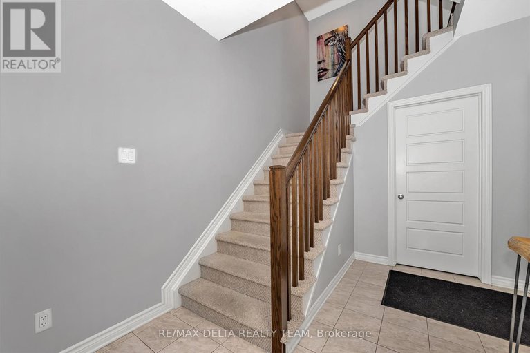 28893369/616-chaperal-private/avalon-west/ottawa/ontario/K4A0Y2_9