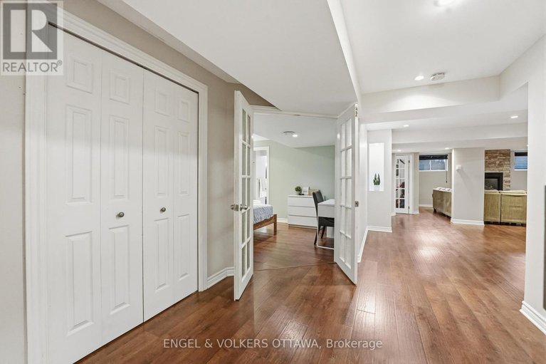 29566261/31-leatherwood-crescent/stonebridge/ottawa/ontario/K2J4X9_35