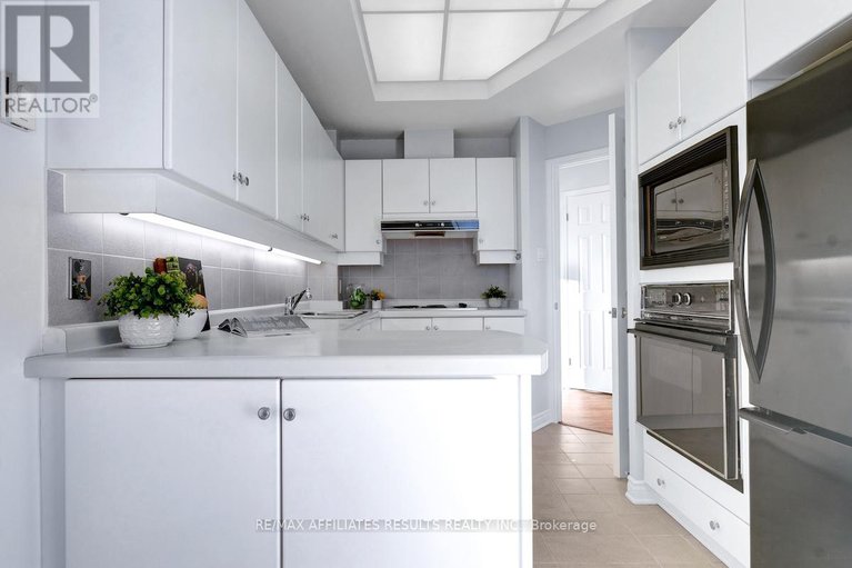 28862952/1906-1480-riverside-drive/riverview-park/ottawa/ontario/K1G5H2_11