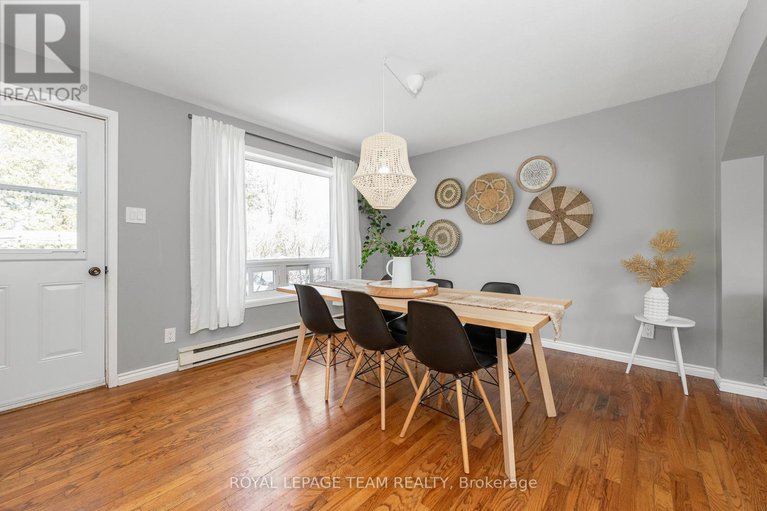28223885/34-poole-creek-crescent/fringewood/ottawa/ontario/K2S1T7_7