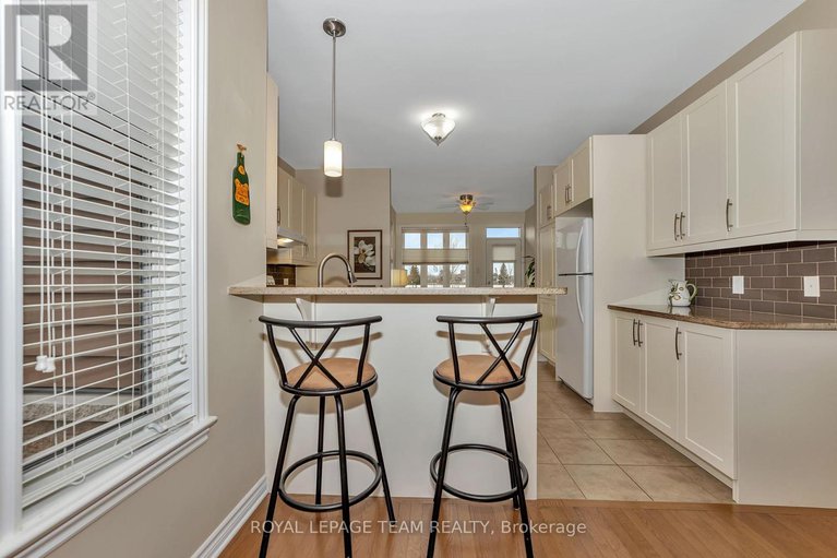 28085313/24-magnolia-way/north-grenville-twp-kemptville-south/north-grenville/ontario/K0G1J0_16