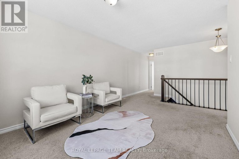 29366438/1001-shimmerton-circle/emerald-meadowstrailwest/ottawa/ontario/K2M0L4_18