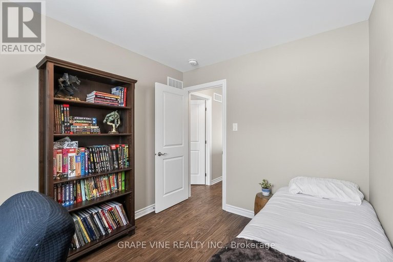 29642085/650-fisher-street/north-grenville-twp-kemptville-south/north-grenville/ontario/K0G1J0_30